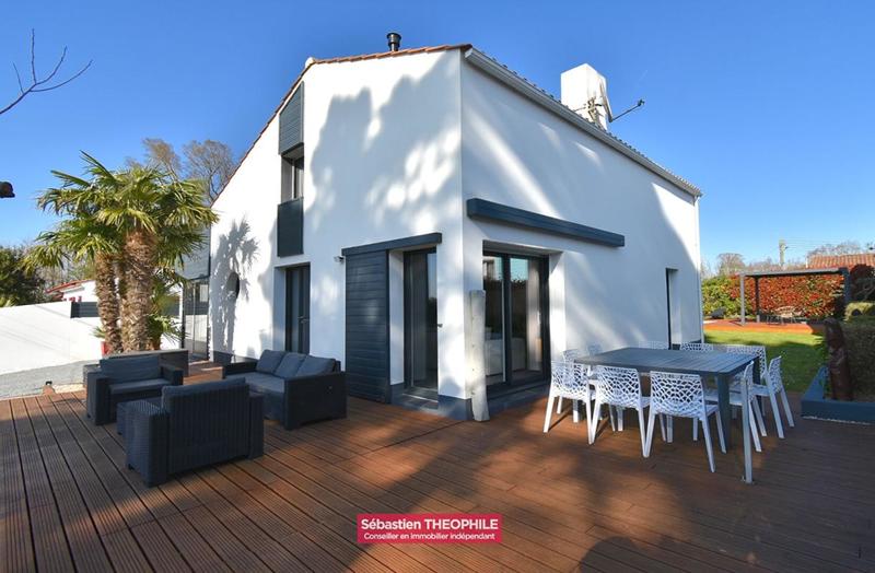 Maison - 130 m² - 6 pièces