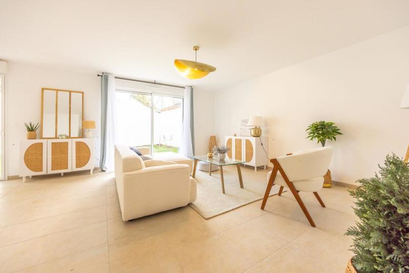 Maison - 95 m² - 4 pièces