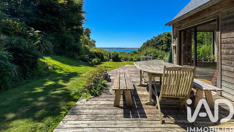 Maison - 136 m² - 8 pièces