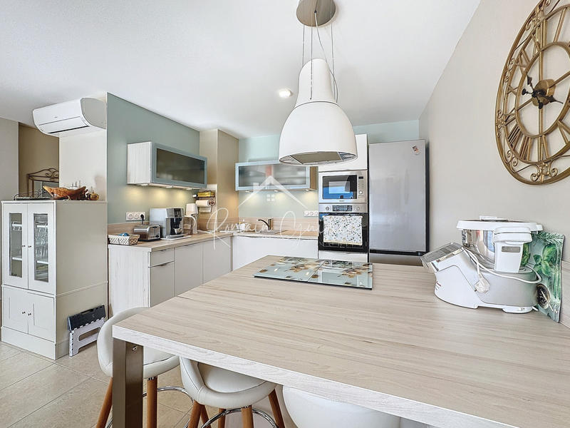 Appartement - 70 m² - 3 pièces