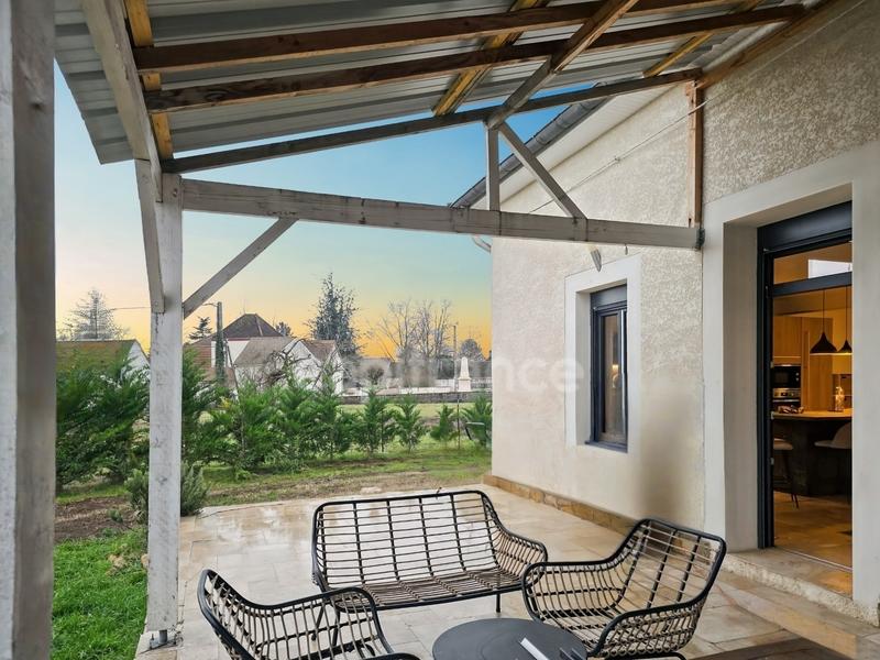 Maison - 200 m² - 7 pièces