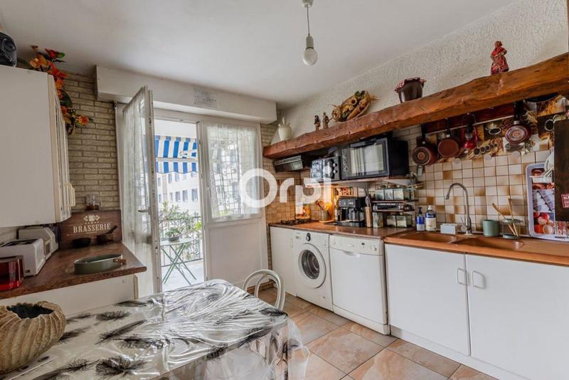 Appartement - 94 m² - 4 pièces