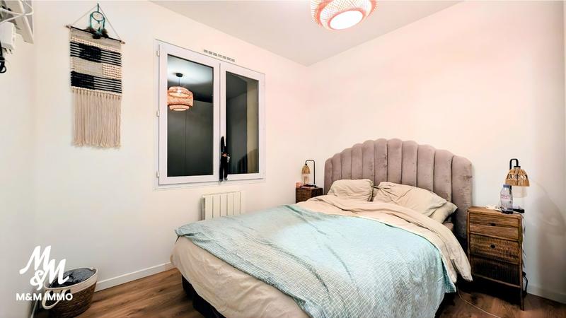 Maison - 99 m² - 5 pièces