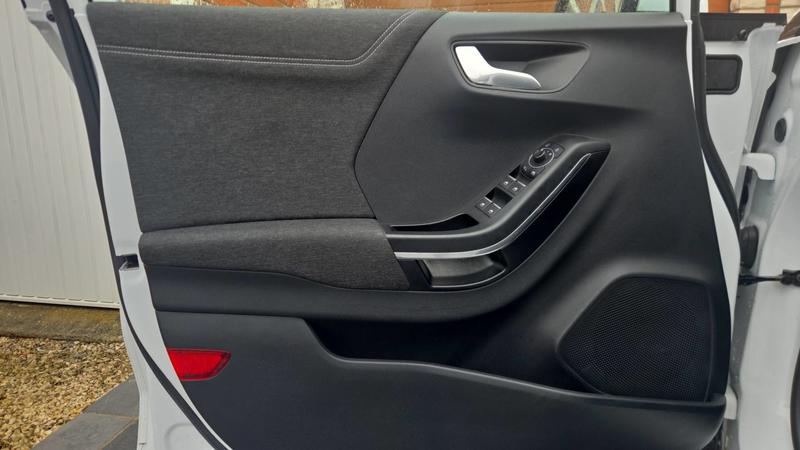 Ford Puma II 1.0 EcoBoost 125 mHEV Titanium - Entretien constructeur