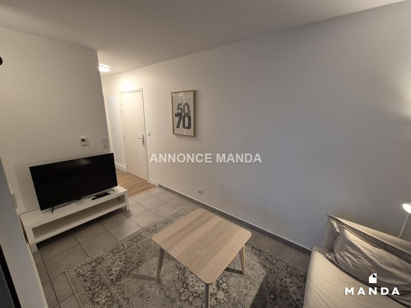 Chambre - 10 m² - 4 pièces