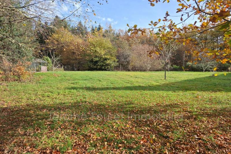 Maison traditionnelle - 147 m² - 6 pièces