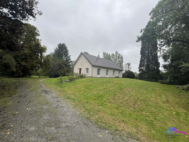 Maison - 140 m² - 5 pièces