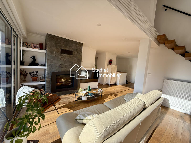 Maison - 189 m² - 6 pièces