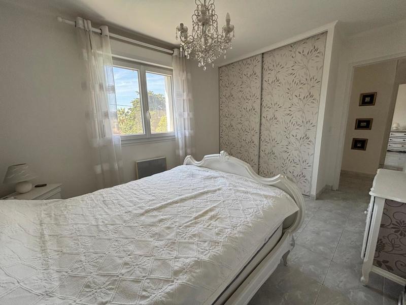 Villa - 123 m² - 4 pièces