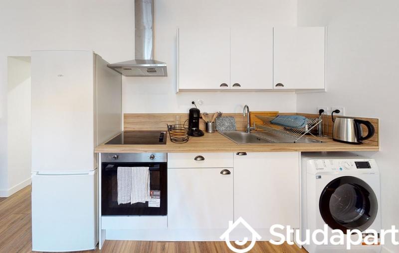 Chambre - 11 m² - 1 pièce