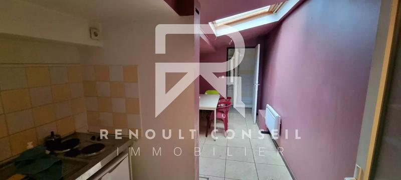 Entrepôt - 241 m² - 3 pièces