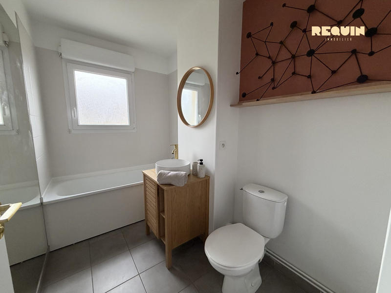 Maison - 105 m² - 5 pièces