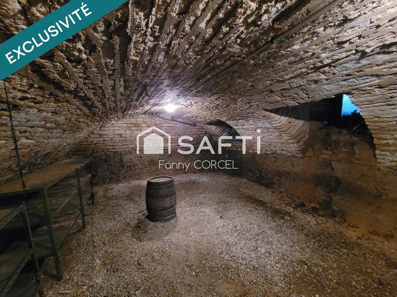 Maison - 298 m² - 10 pièces