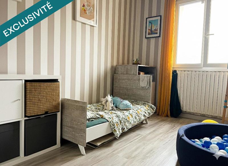 Appartement - 85 m² - 5 pièces