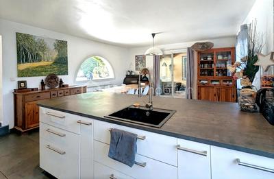 Villa - 145 m² - 6 pièces