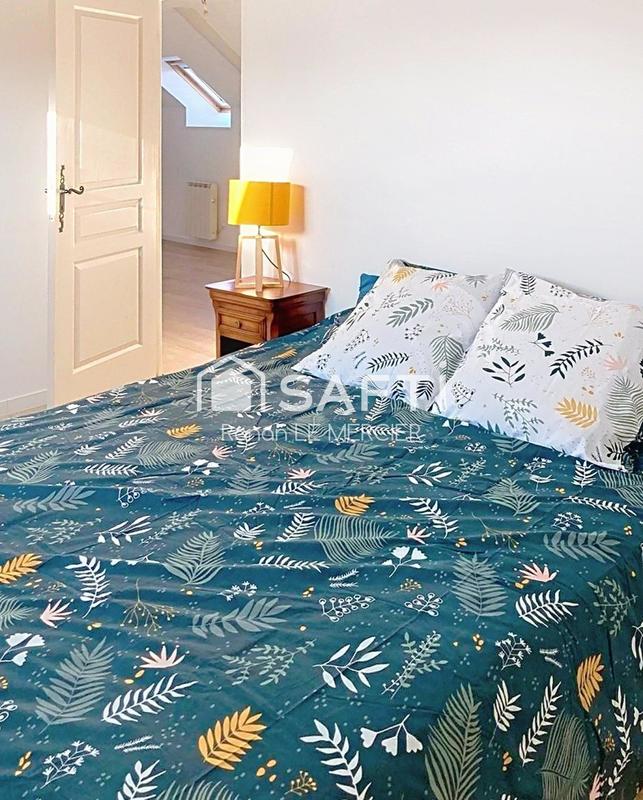 Maison - 250 m² - 10 pièces