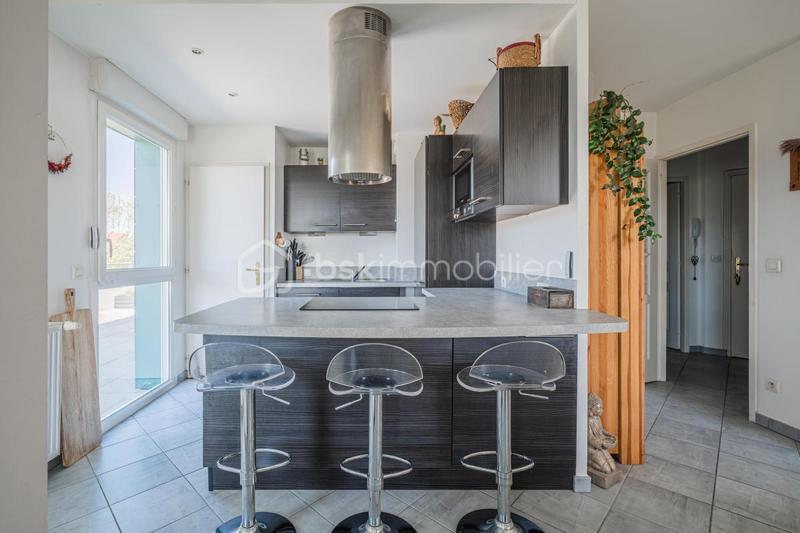 Appartement - 83 m² - 4 pièces