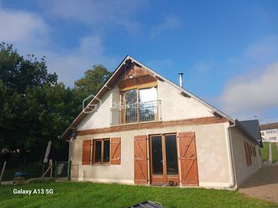 Propriété - 212 m² - 8 pièces