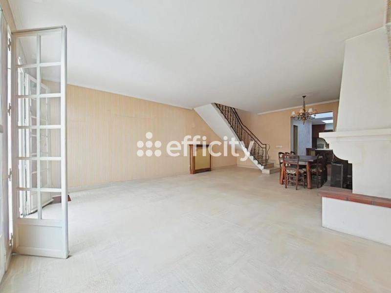 Maison - 123 m² - 4 pièces