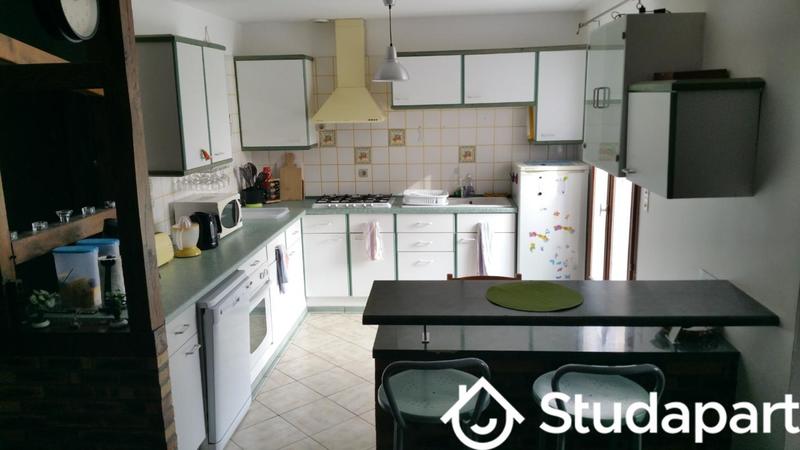 Chambre - 9 m² - 1 pièce