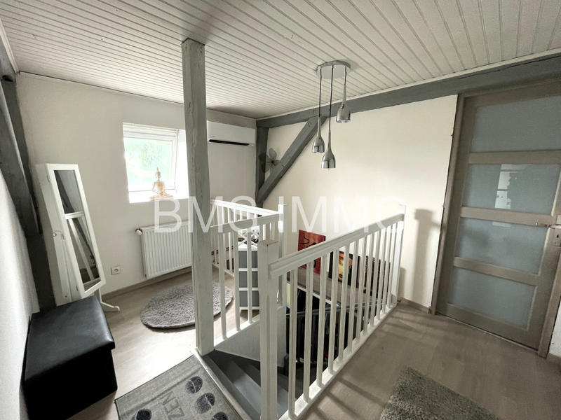 Maison - 208 m² - 7 pièces