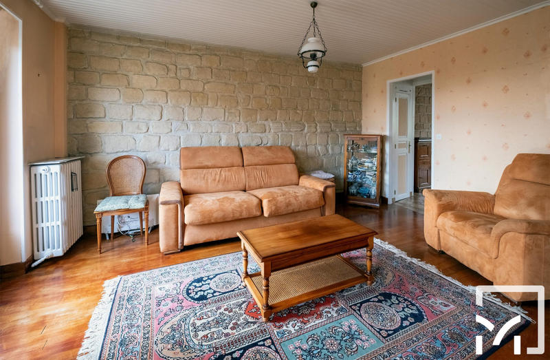 Maison - 98 m² - 6 pièces