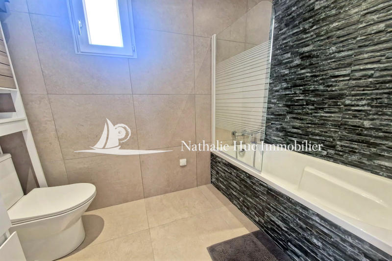 Maison - 102 m² - 4 pièces