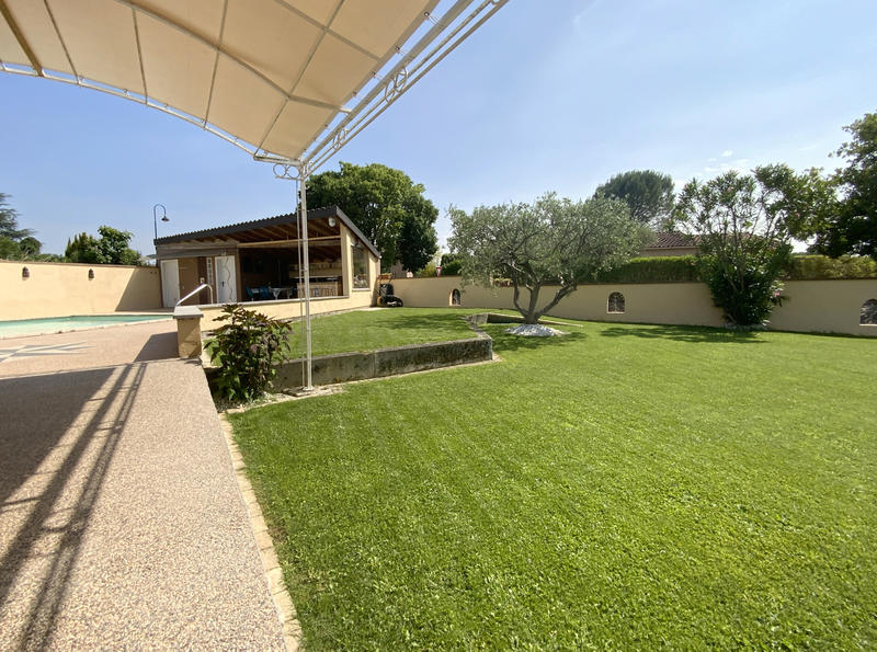 Maison - 167 m² - 5 pièces