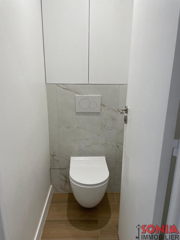 Appartement - 99 m² - 4 pièces