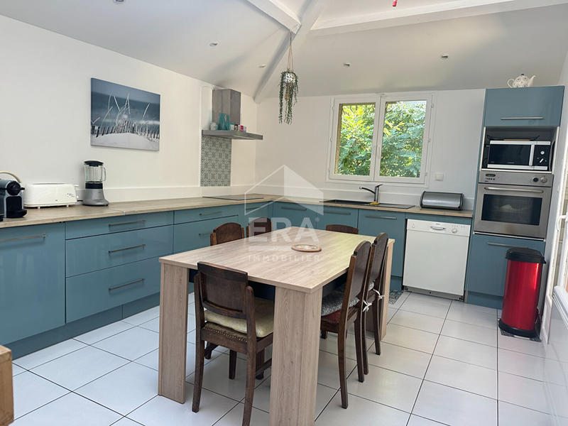 Maison - 190 m² - 6 pièces