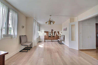 Appartement - 95 m² - 4 pièces