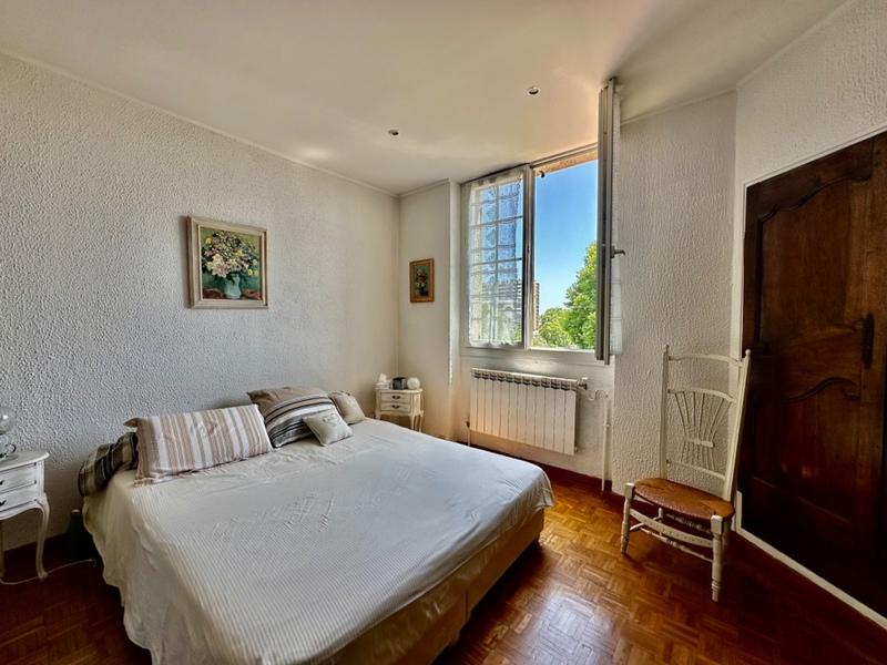 Maison - 196 m² - 5 pièces