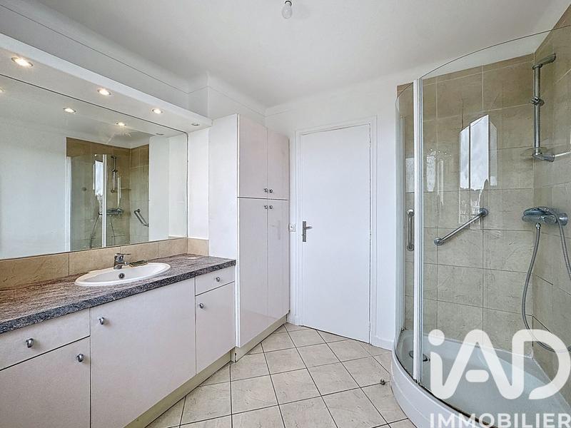 Appartement - 97 m² - 5 pièces