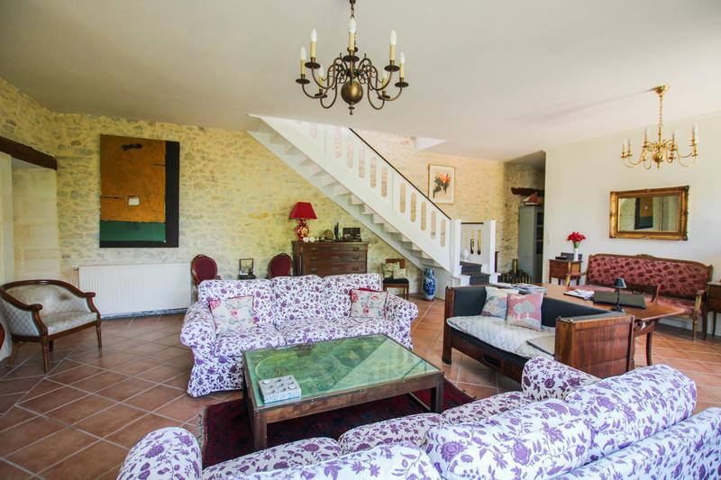 Maison de maîtres - 341 m² - 14 pièces