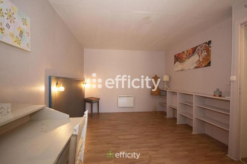 Maison - 176 m² - 7 pièces