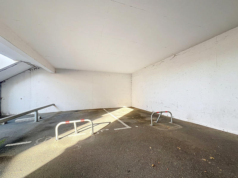 Parking / Garage - 19 m²