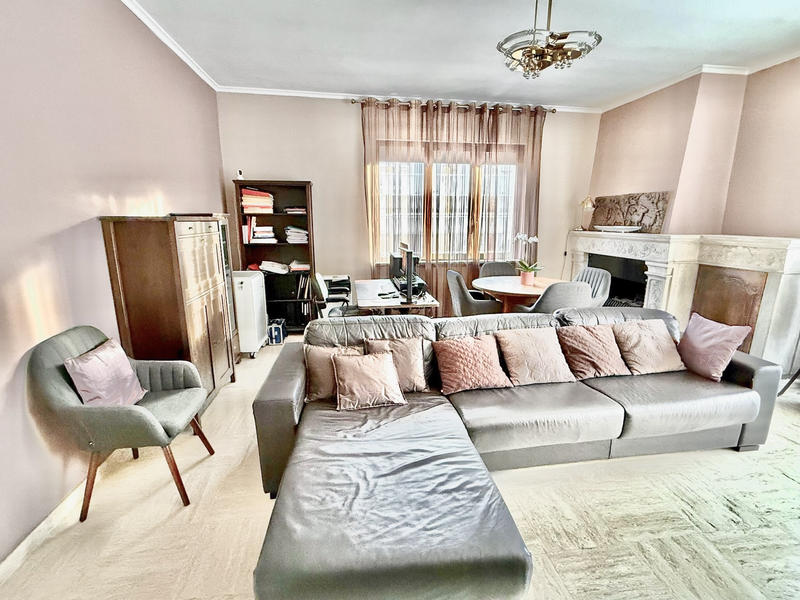 Appartement - 147 m² - 4 pièces