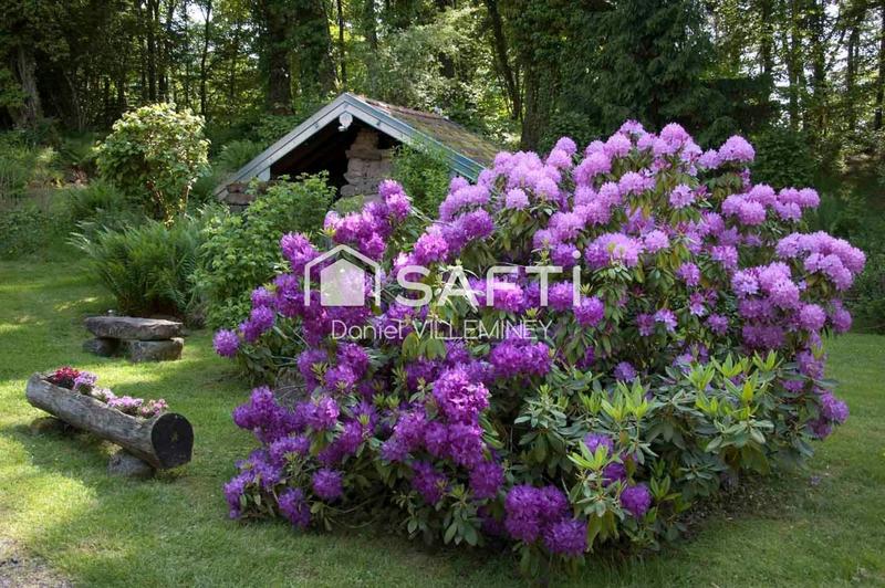 Maison - 314 m² - 14 pièces