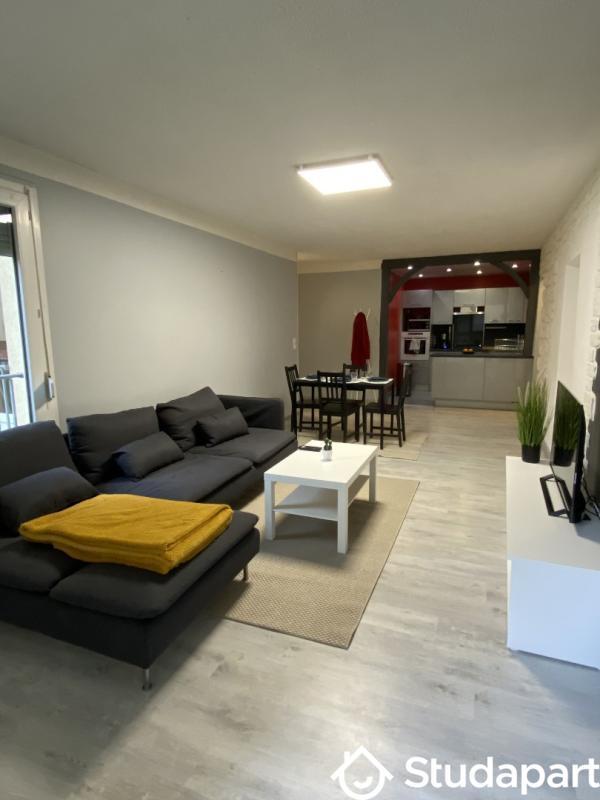 Chambre - 9 m² - 1 pièce