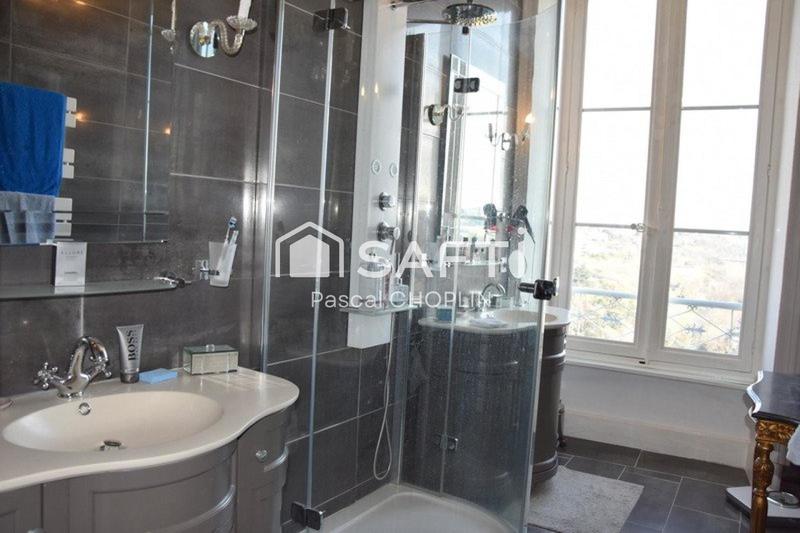 Appartement - 160 m² - 6 pièces