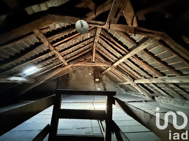 Maison - 202 m² - 9 pièces