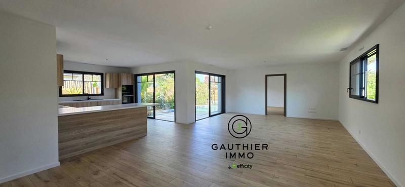 Maison - 150 m² - 5 pièces