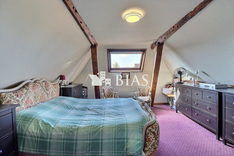 Maison ancienne - 208 m² - 6 pièces