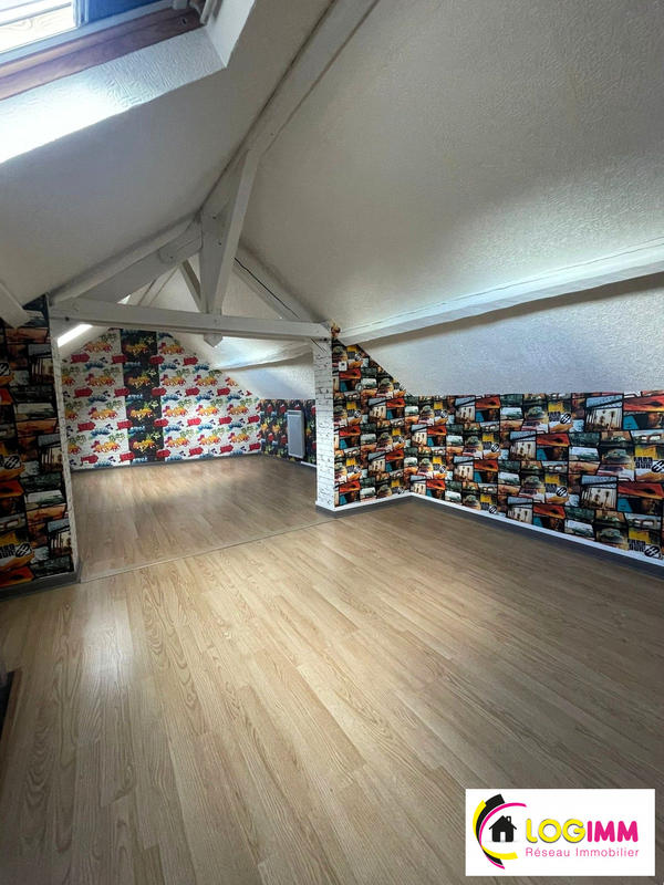 Maison - 105 m² - 5 pièces