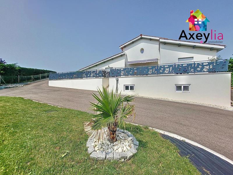 Maison - 174 m² - 5 pièces