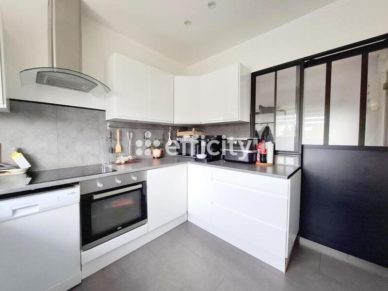 Maison - 86 m² - 4 pièces