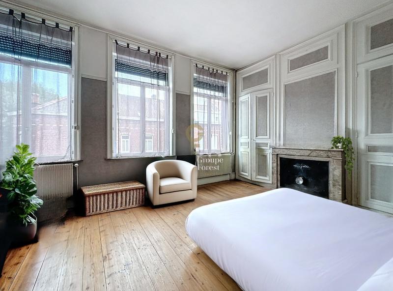 Maison - 183 m² - 6 pièces