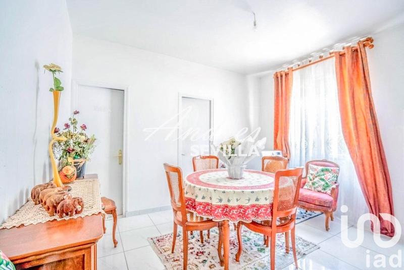 Maison - 167 m² - 9 pièces