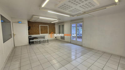 Immeuble - 2 400 m²