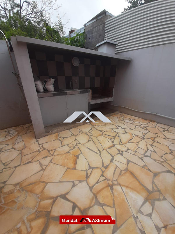 Maison - 83 m² - 3 pièces